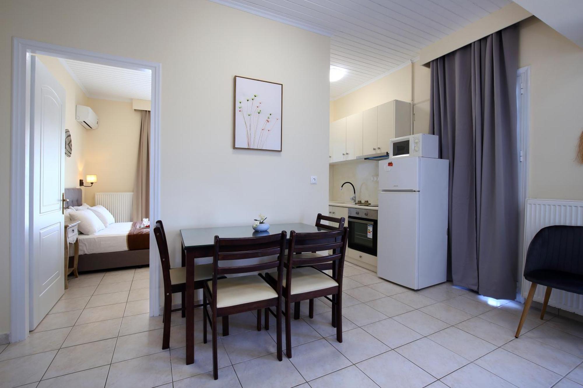 Apartments Avra Kalligoni エクステリア 写真