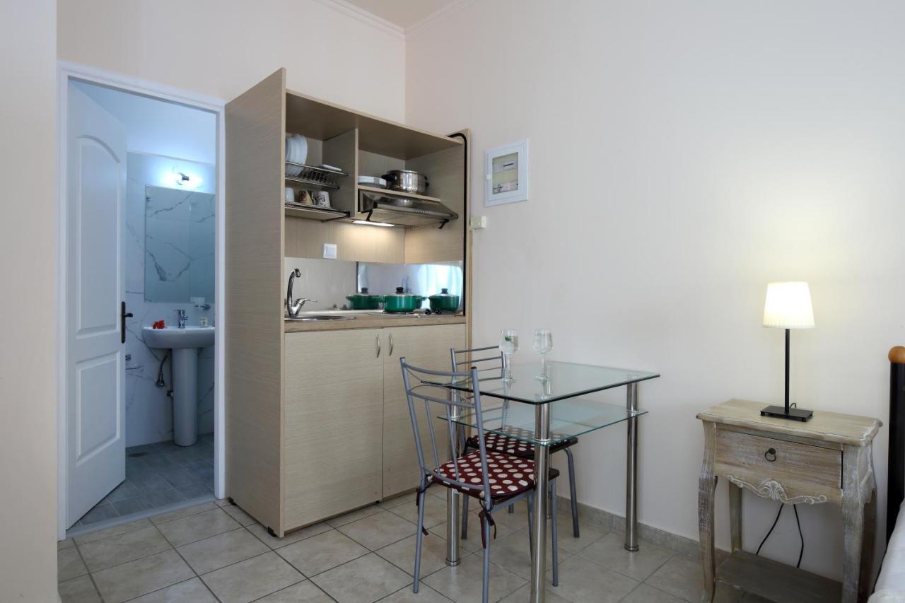 Apartments Avra Kalligoni エクステリア 写真